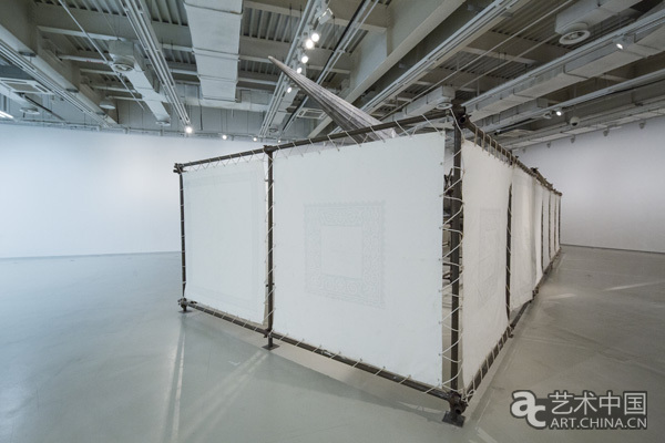黄永砅个展上海开幕 呈现权利与命运的矛盾(图10)