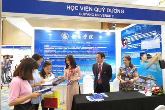 2016年留学中国（贵州）教育展在河内举行(图4)