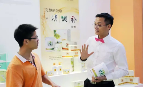 “悦读修身·知书识礼”主题展览开幕--让阅读成为创新的源泉(图2) ͼƬ5.png