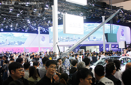 2017第十七届上海国际汽车工业展览会举行 (图1)